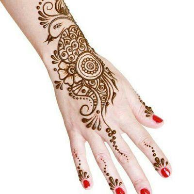 Henna tattoo