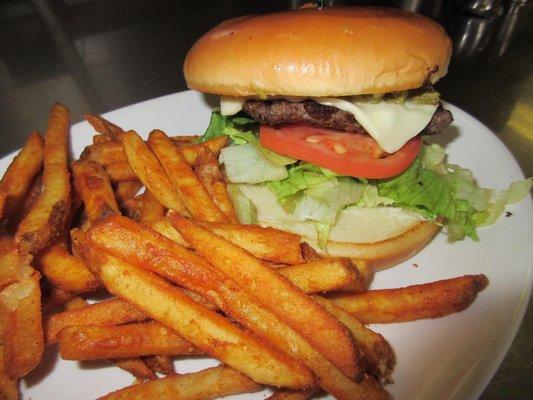 Green chili burger with seasoned french fries