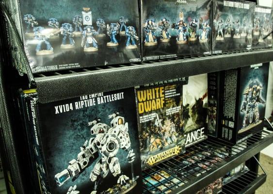 We now carry Warhammer products!