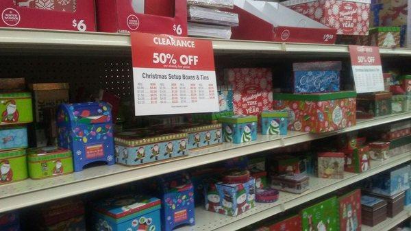 Best source anywhere for Xmas boxes on clearance!