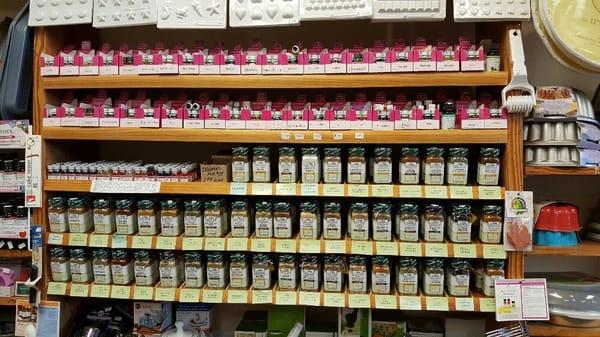 Hard to find spices and Huge selection of Lorann.Gourmet flavoring oils for candy & more.