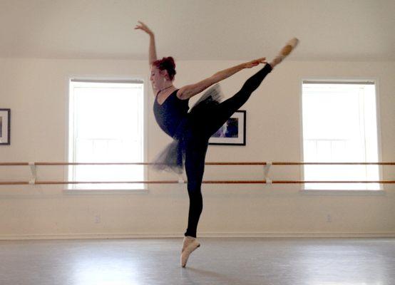 AOM offers Pointe classes for Advanced students!