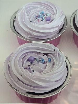 Ube cupcake