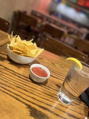 Chips & salsa