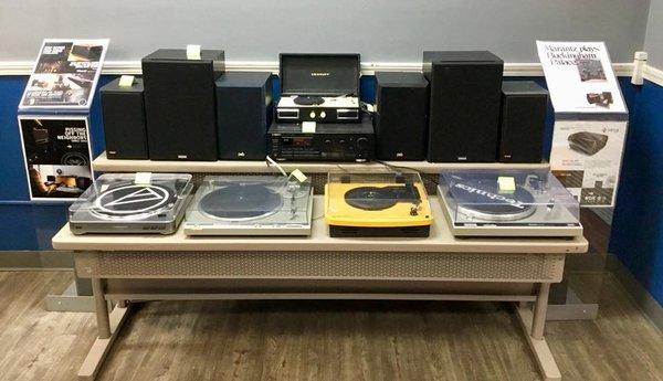 TURNTABLES AND ACCESSORIES