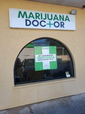 Marijuana Doctor Lehigh Acres clinic exterior