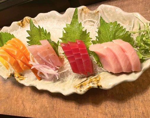 Sakuragi Sashimi