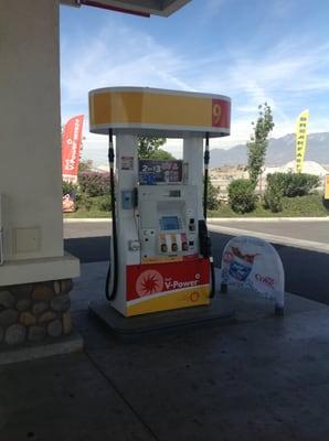 Photo taken 9/28/2015 - Shell (gas pump)