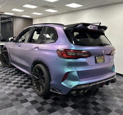 Bmw X5 wrapped in Oracal Matte Blue Turquoise Lavender