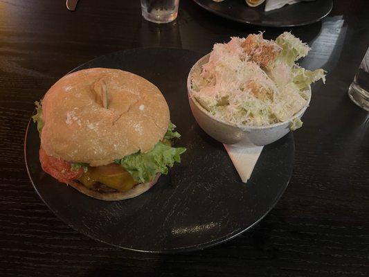 Cheeseburger with side salad