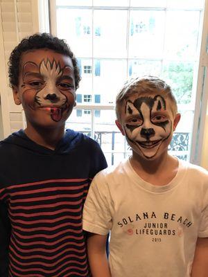 A puppy themed birthday party for his little sister.