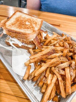 Chicken Sandwich & Fries