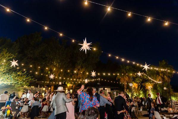 White Market Lights & 3-D Illuminated Stars