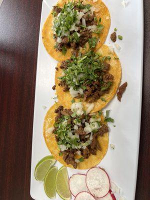 Buster Bistec Tacos