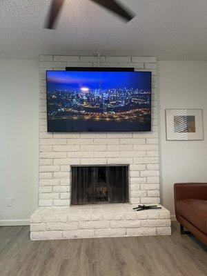 Tv mount