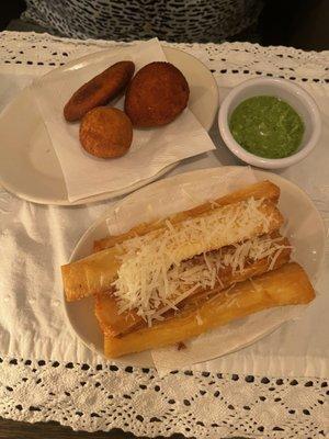 7. Mandioca Frita com Queijo 1. Salgadinhos Sortidos