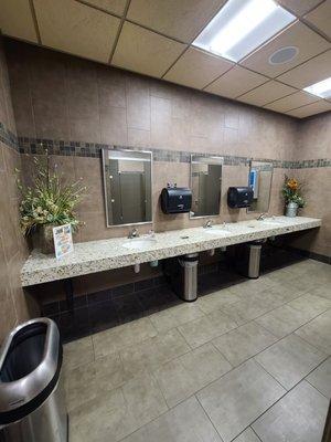 Women's restroom has 2 sides each with 3 stalls and very clean!