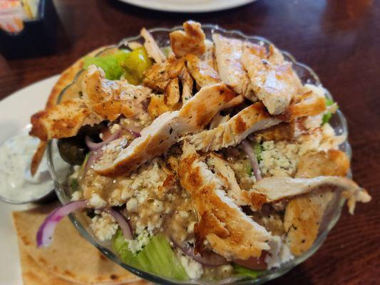 Greek salad with chicken