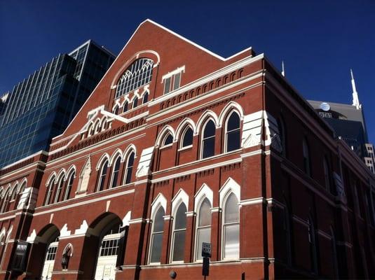 The HISTORIC Ryman Auditorium!