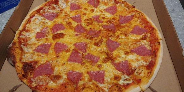 Large salami pizza.  Amazing.