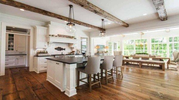 Modern Farmhouse Kitchen!