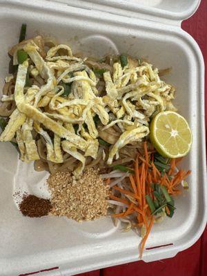 Pad Thai with Chicken