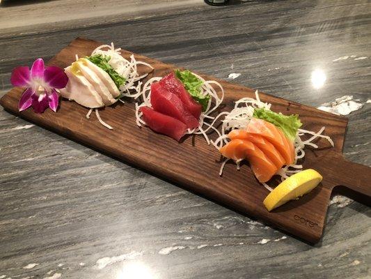 Sashimi plate