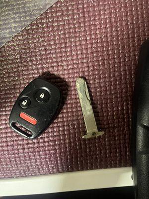 right here a customer completely broke their key but i managed to make them a new one as well as program it to their vehicle