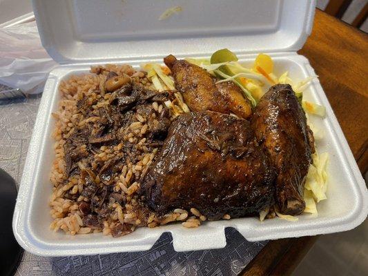 Jerk chicken lunch special!!  Yum!