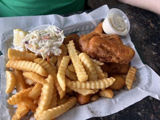 Walleye Fingers Basket