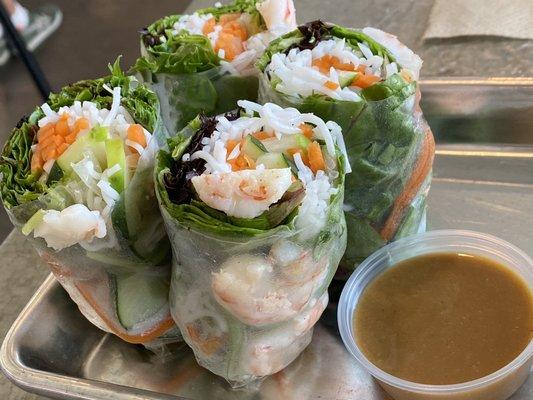 Shrimp spring rolls