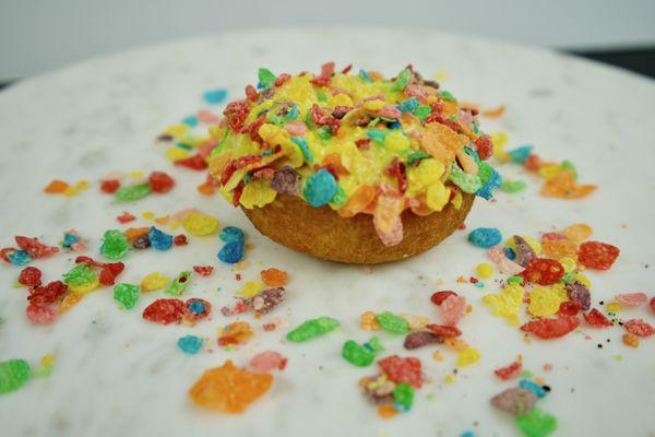 UNICORN BUTTSNEEZE! A lemon glaze topped with Fruity Pebbles! The peoples choice!! 
Always made to order!