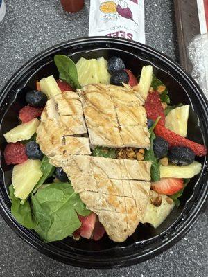 Grilled chicken poppyseed salad