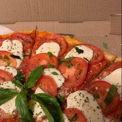 Round caprese pizza. Amazing!!!