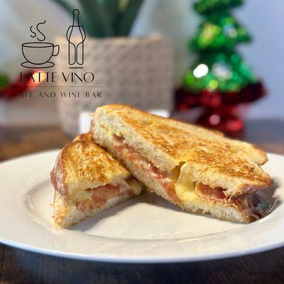 Grilled Cheese with Smoked Gouda and Bacon