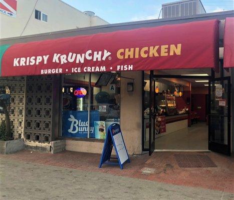 Fried Chicken Chain Outpost in La Jolla Shores - Unfortunately, Not Long for This World