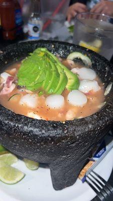 Aguachile en molcajete