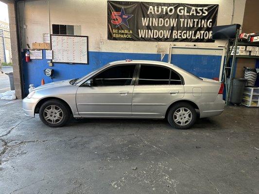 2002 honda civic 15% front 5% rears windows 
On hp film