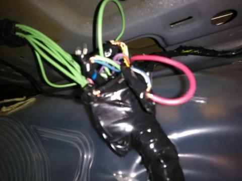 Ford Dealer wiring For Rear Tailgate