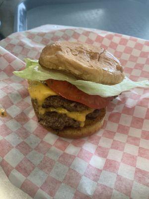 Cheddar chili cheeseburger