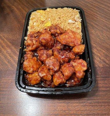 General Tso's Chicken w/ Egg Fried Rice