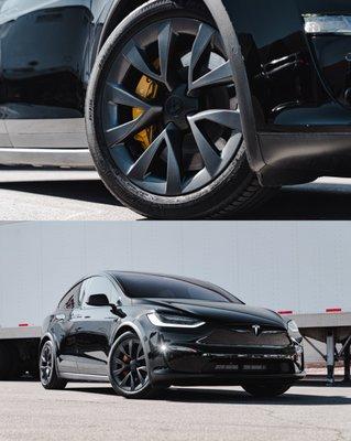 Tesla Model X wrapped gloss black