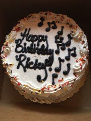 So thrilled with the way my dear musician's birthday cake turned out...and he loved it too!