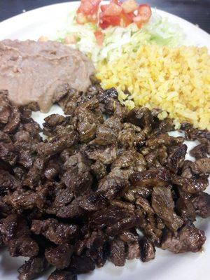 Asada plate
(Chopped steak) freshly grilled in every order