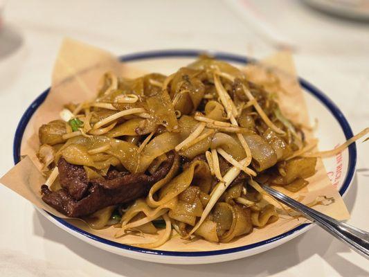 Liyin Beef Chow Fun