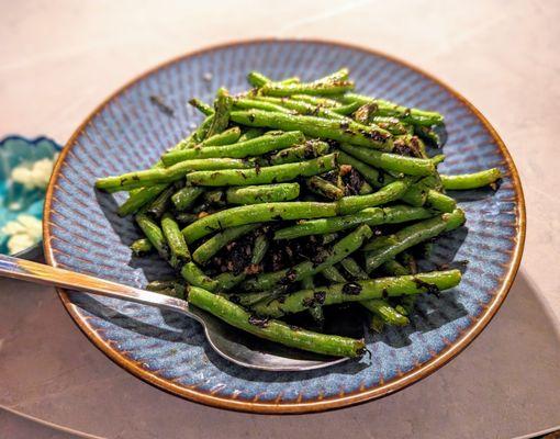 Stir-Fried String Bean with Minced Pork and Kale Borecole