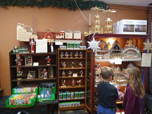 Gabriele's German Cookies & Chocolates