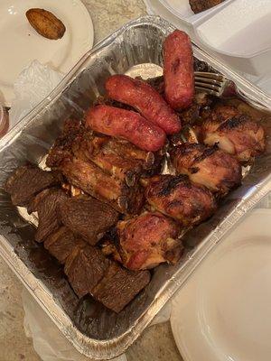 3A. Pork Ribs, Chicken and Sausage Combo