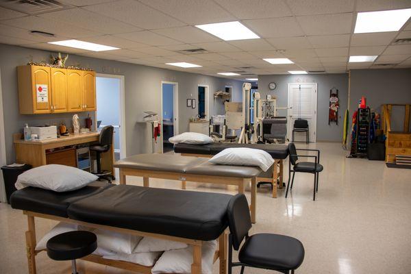 Interior of STAR Physical Therapy - Murfreesboro Highland