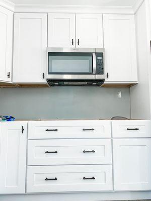 Love my shaker style Green Forestry cabinets! The crown molding really makes it!